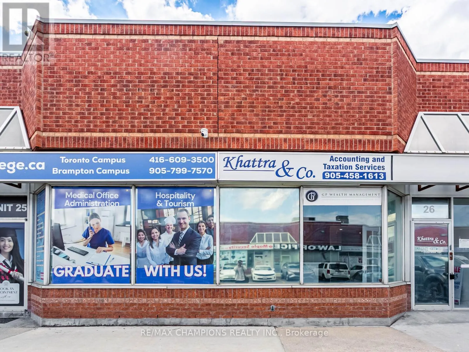 26 - 2565 STEELES AVENUE E