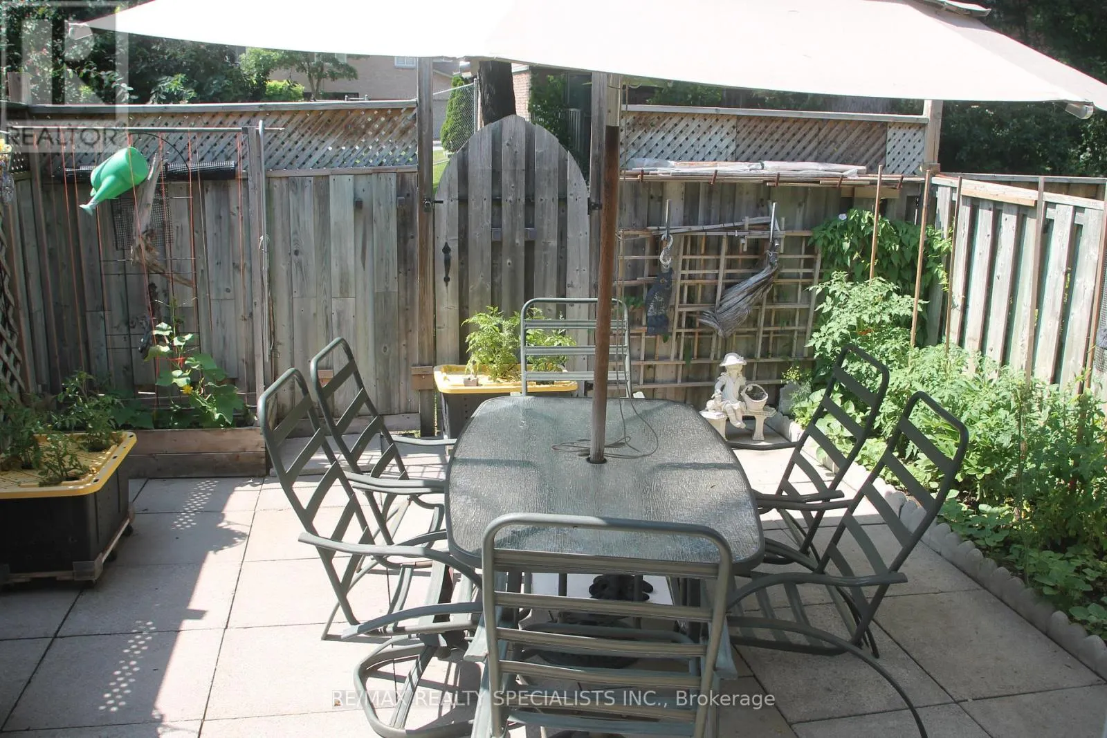 21 - 2035 ASTA DRIVE