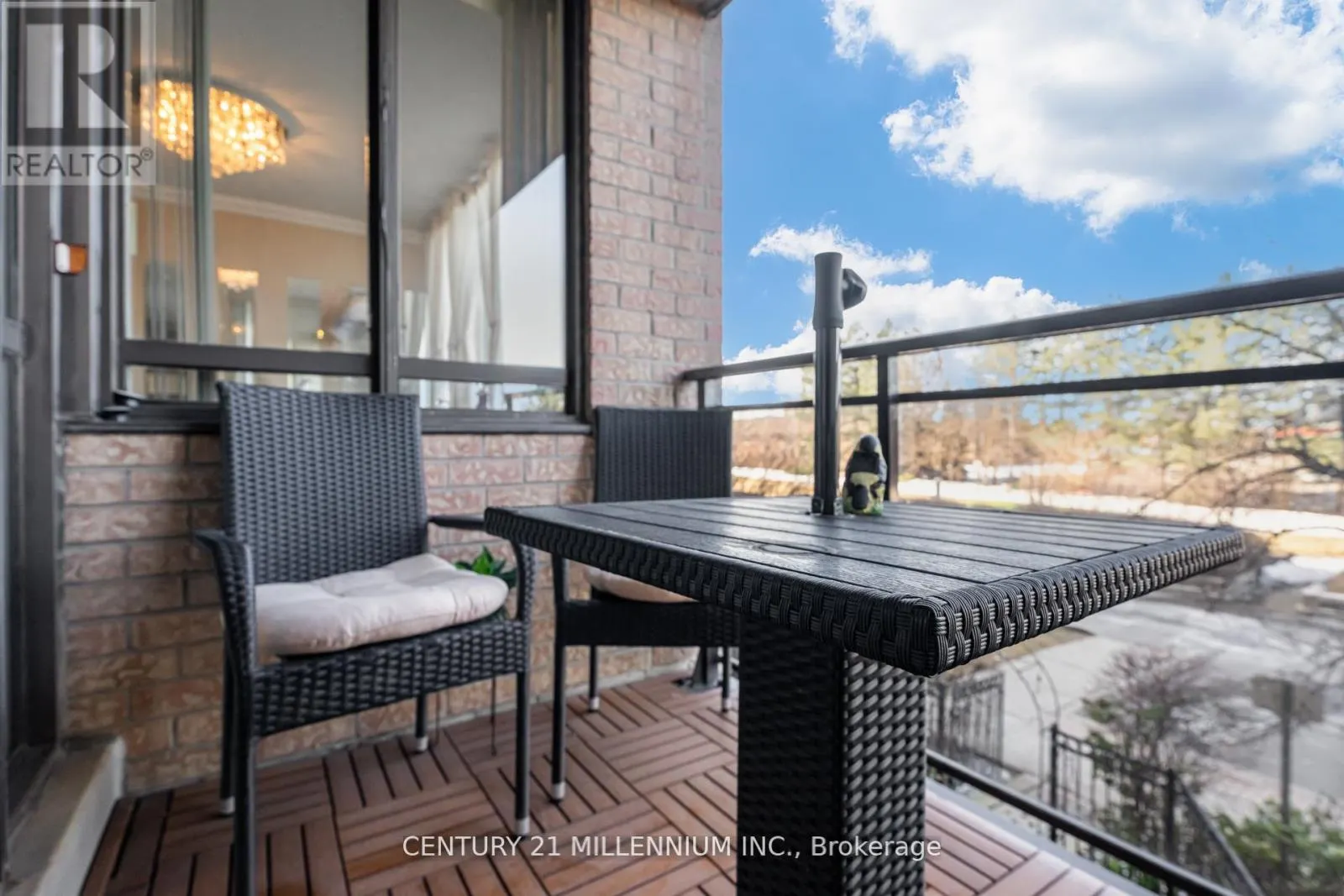 208 - 20 CHERRYTREE DRIVE