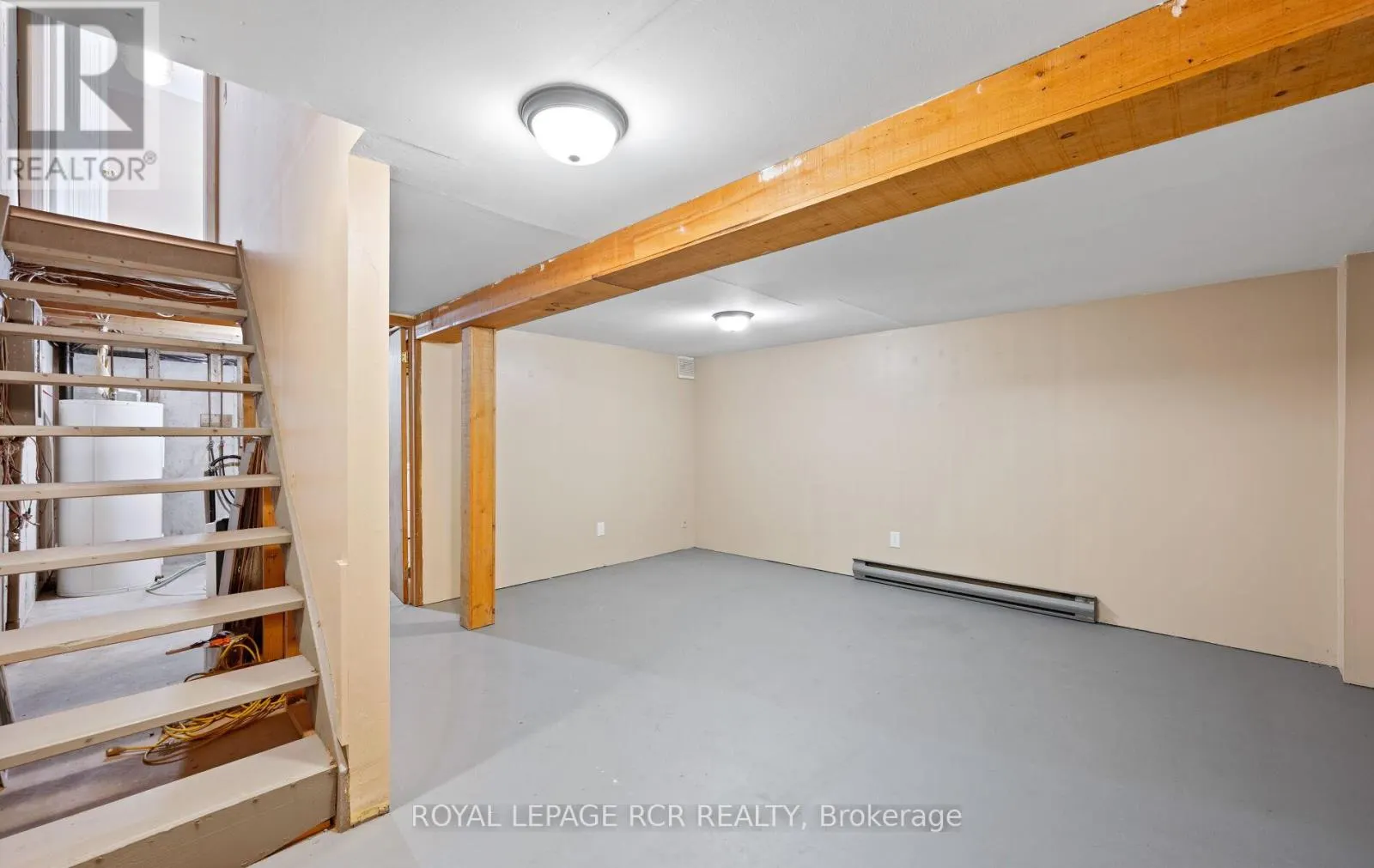 12 - 4 CEDAR DRIVE
