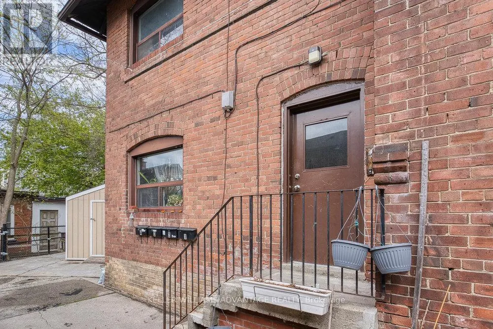 24 INDIAN ROAD CRESCENT