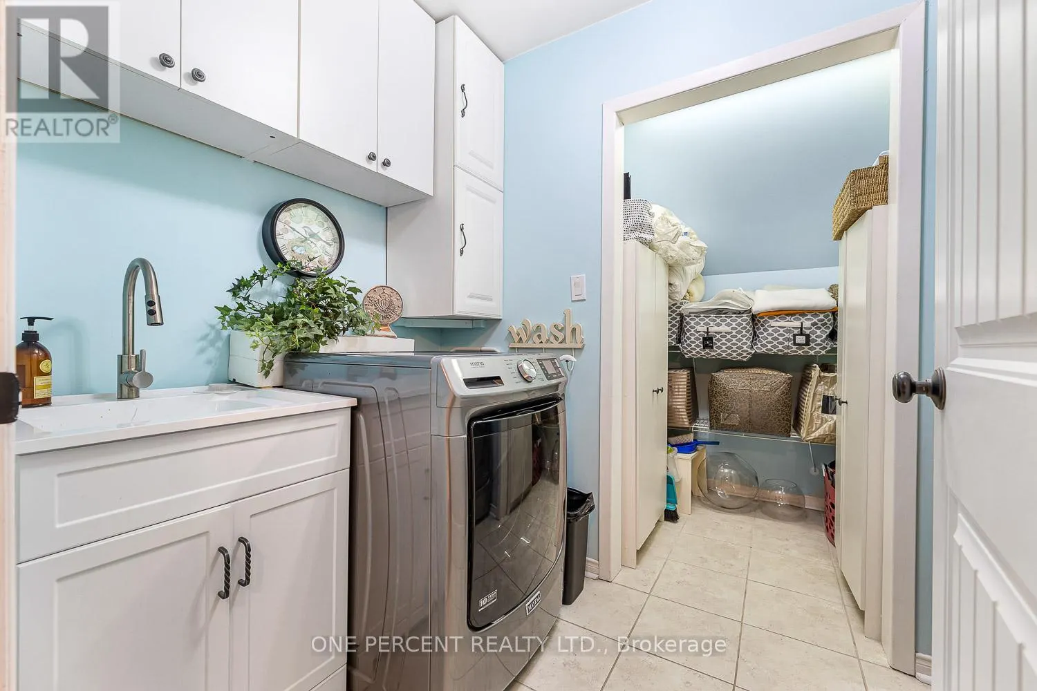 18234 MISSISSAUGA ROAD
