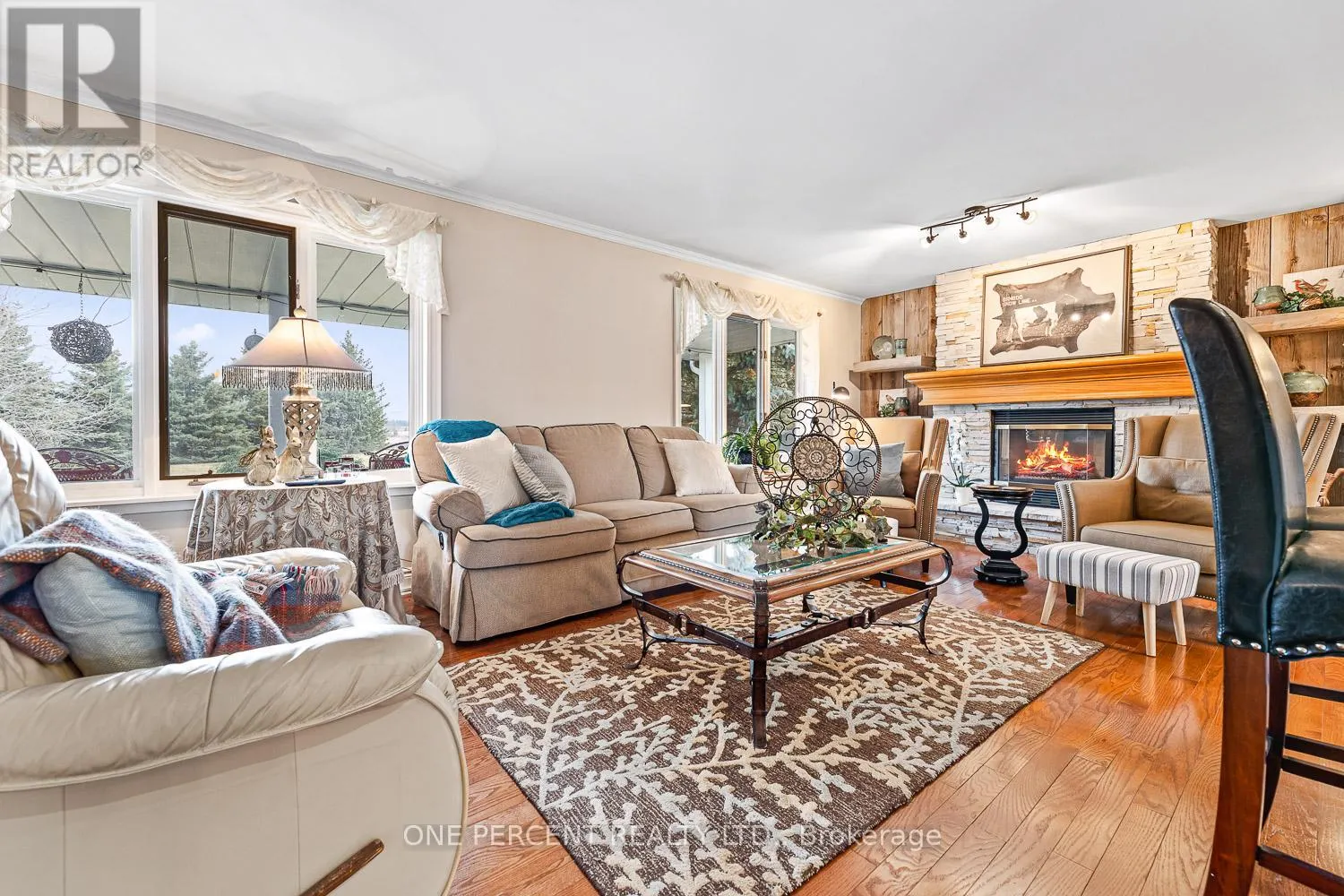18234 MISSISSAUGA ROAD