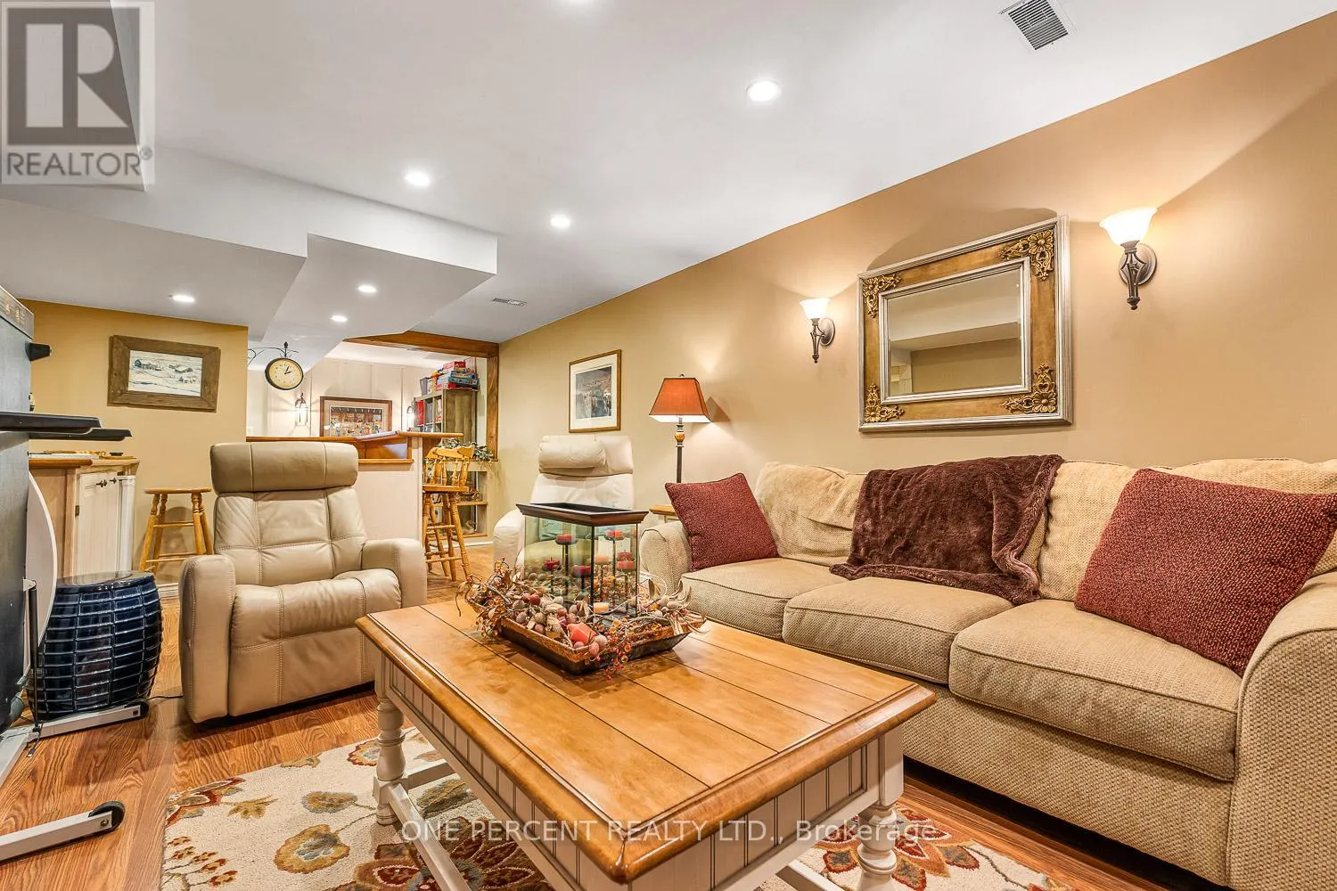 18234 MISSISSAUGA ROAD