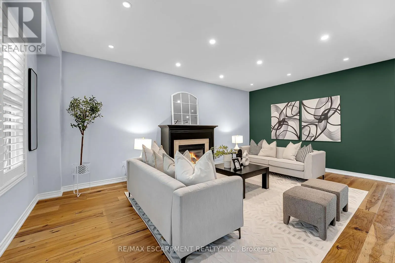 2314 KWINTER ROAD