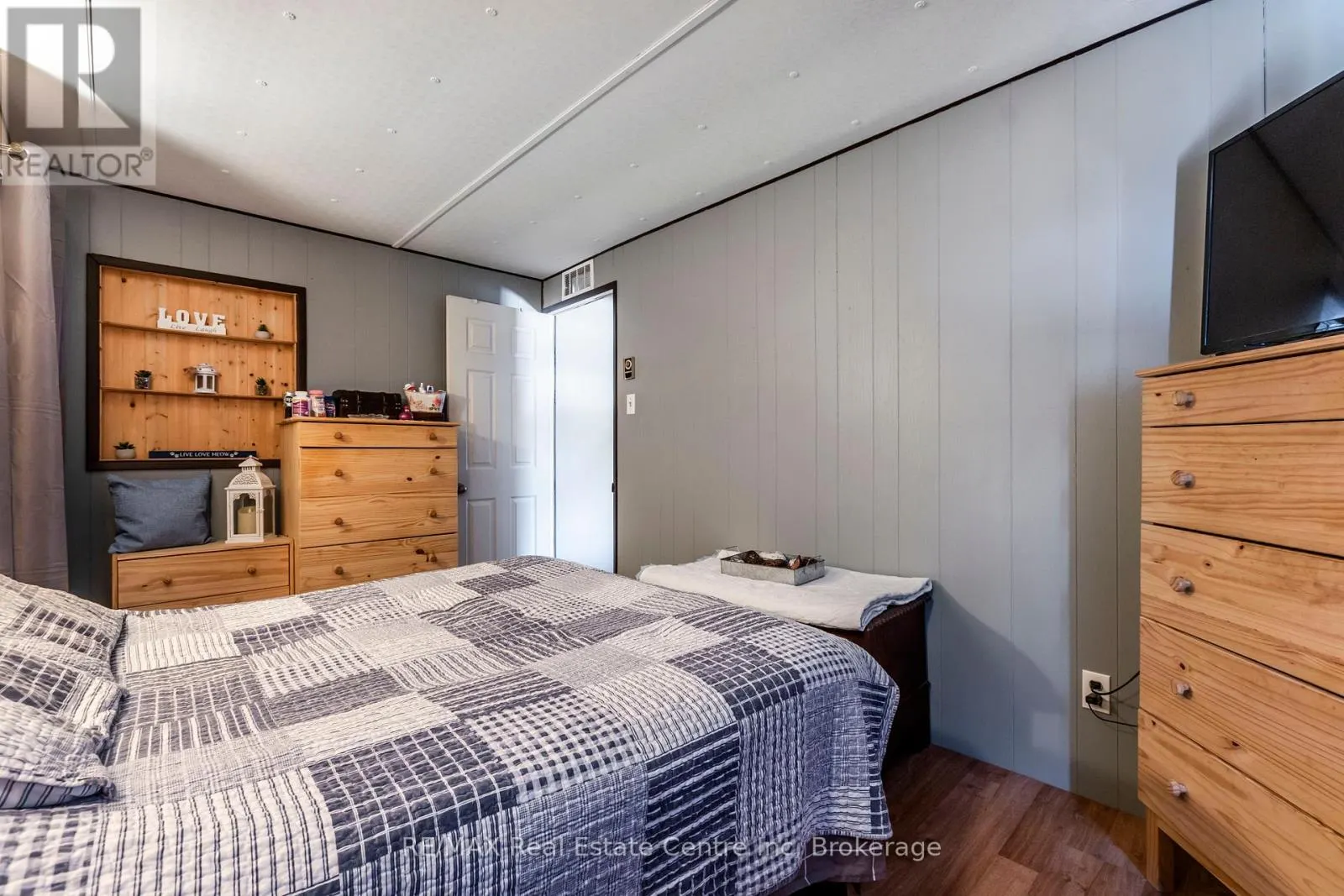 9034 GUELPH JUNCTION ROAD