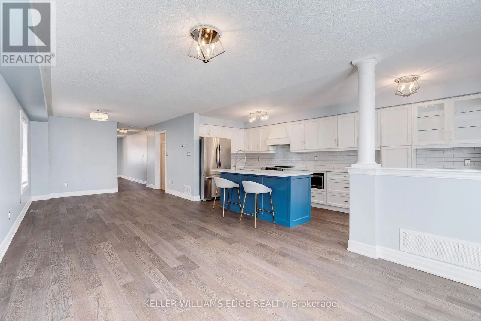 85 MOWAT CRESCENT