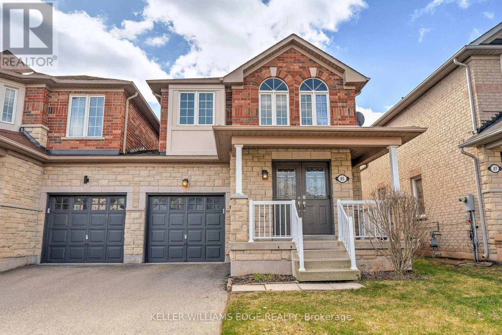 85 MOWAT CRESCENT
