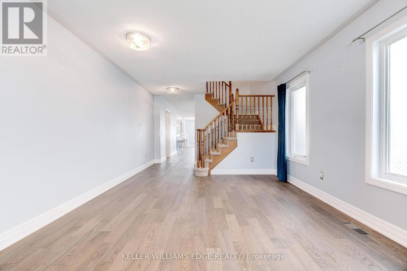 85 MOWAT CRESCENT