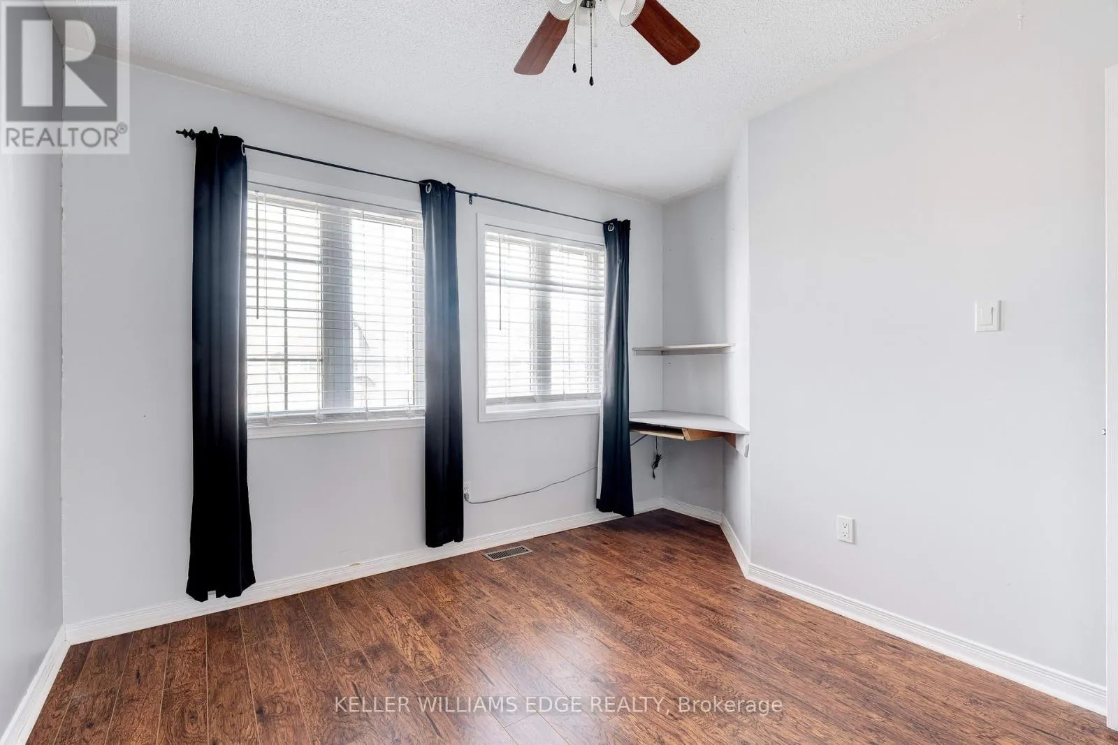 85 MOWAT CRESCENT