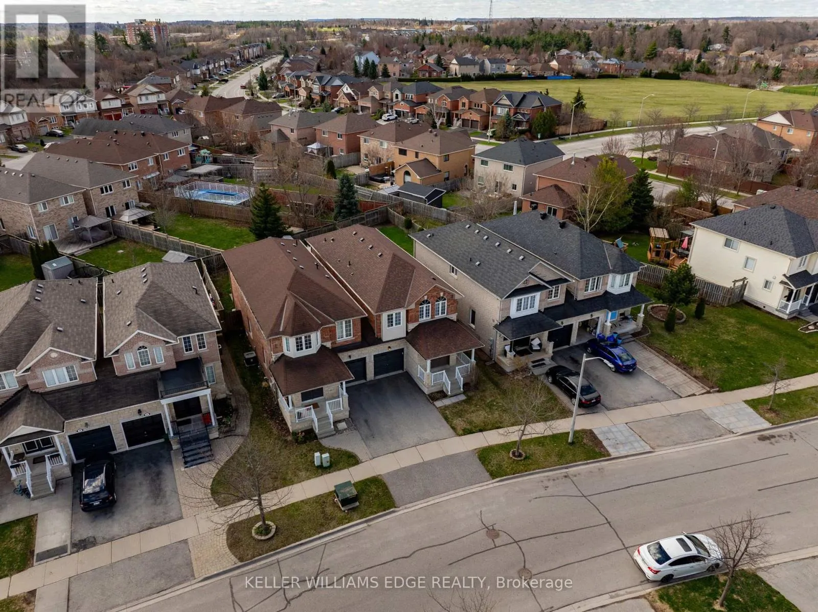 85 MOWAT CRESCENT