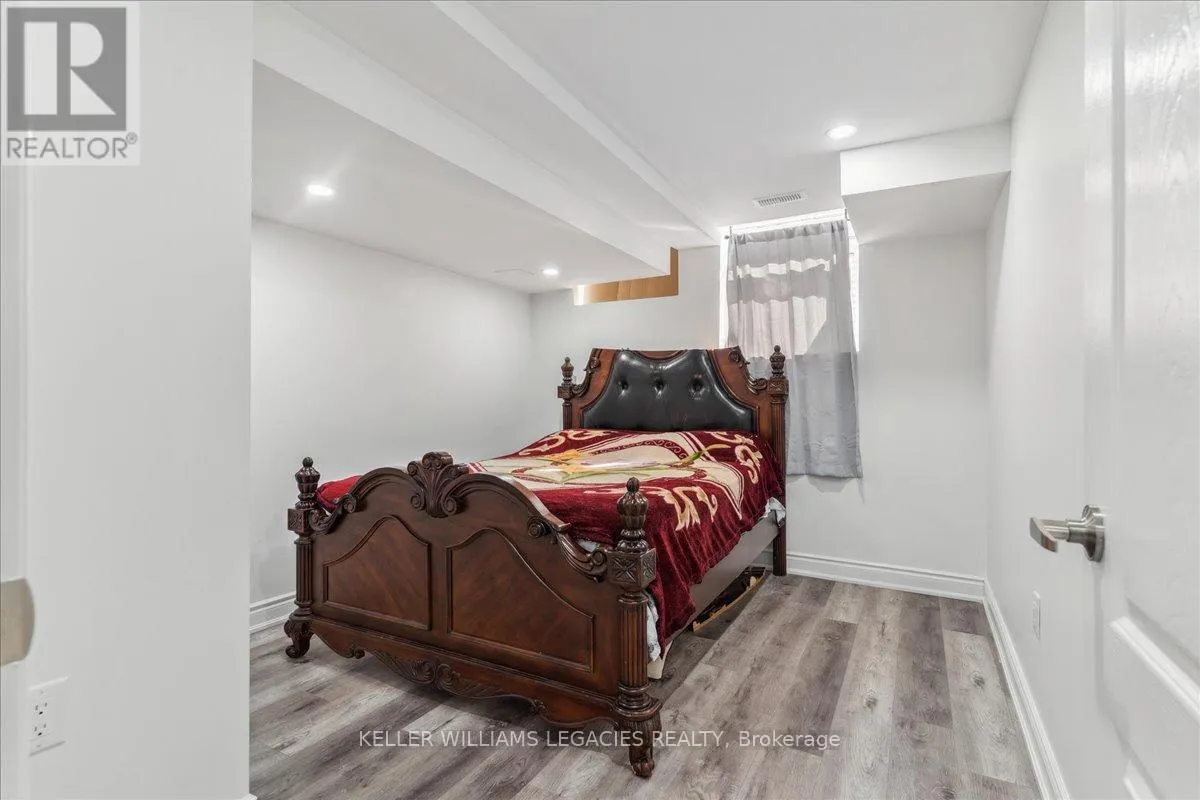 69 DORIS PAWLEY CRESCENT