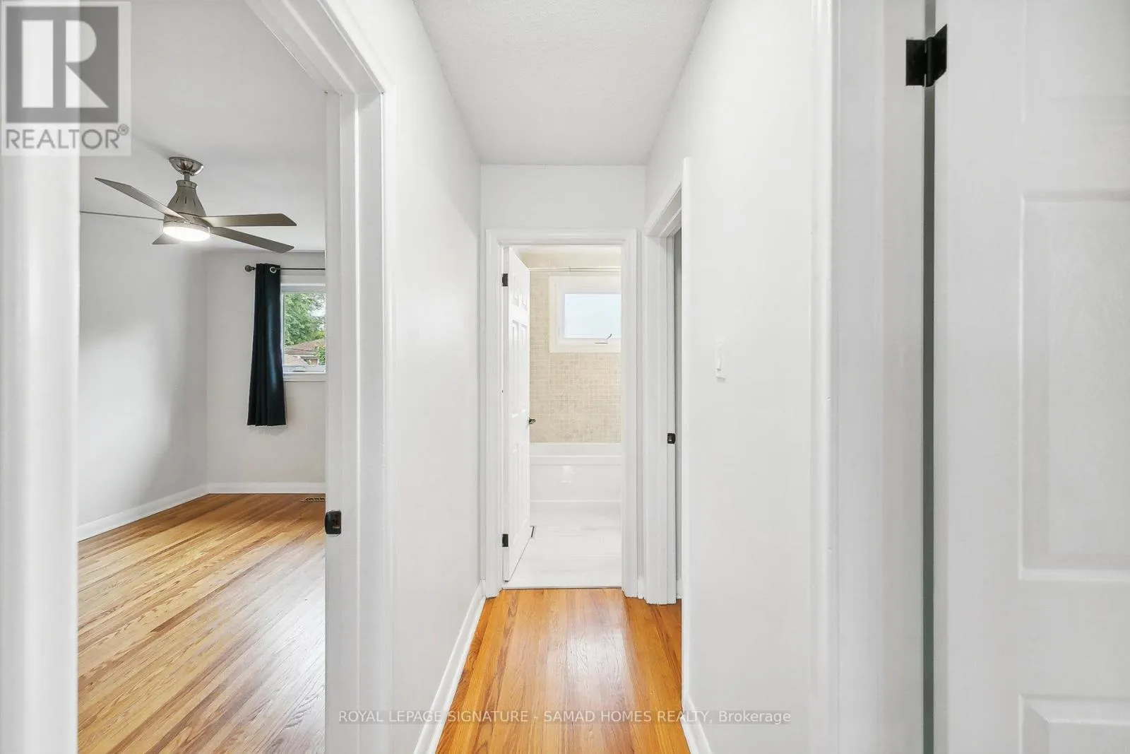 UPPER - 19 LANGSTONE CRESCENT