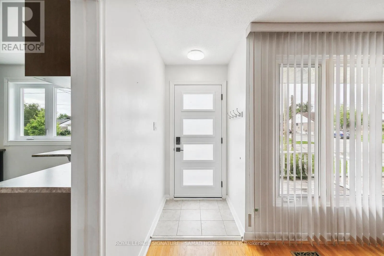 UPPER - 19 LANGSTONE CRESCENT