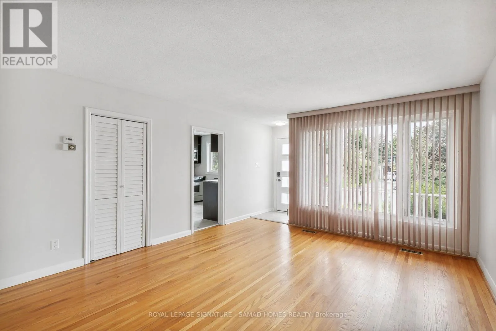 UPPER - 19 LANGSTONE CRESCENT