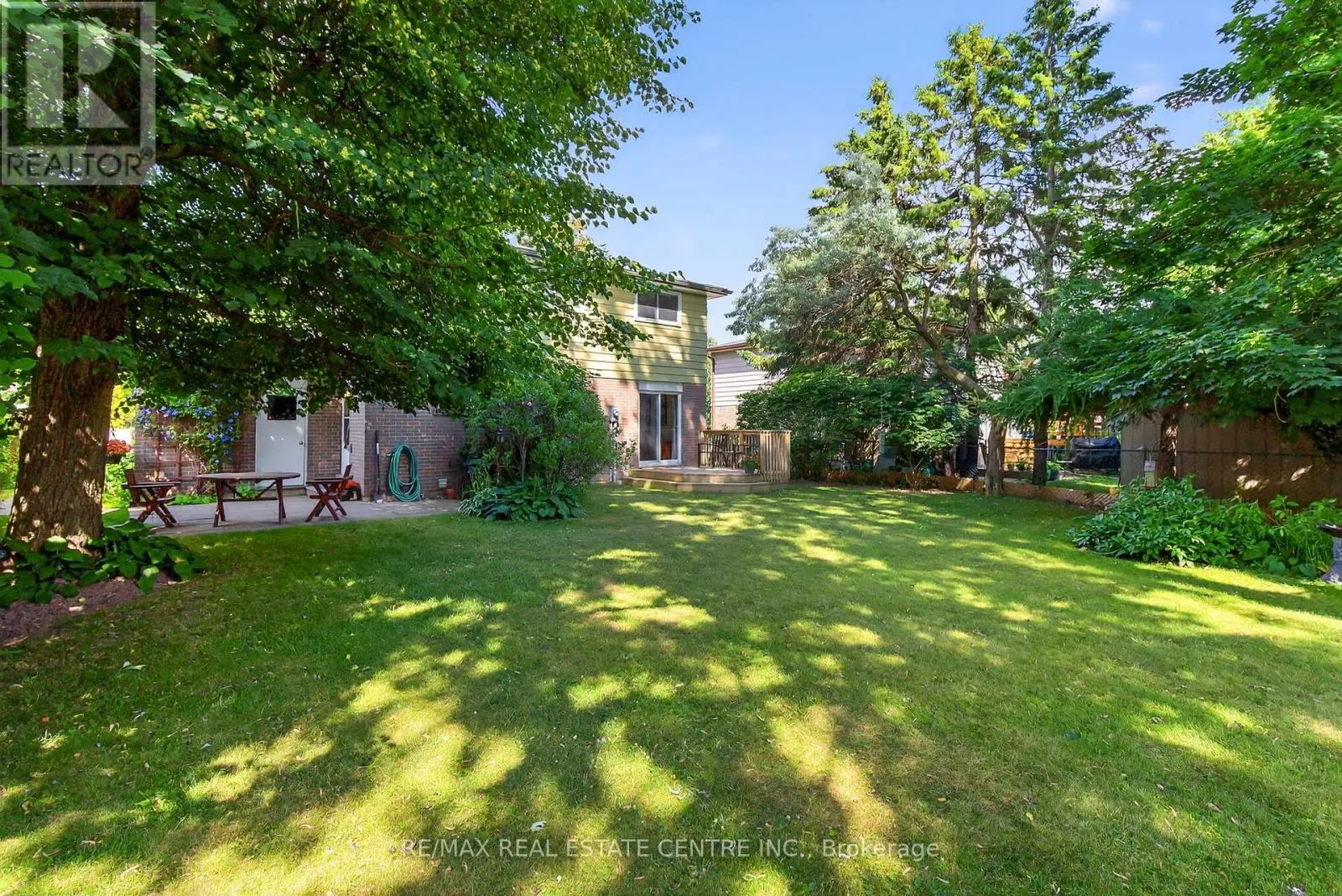 75 MAPLE CRESCENT