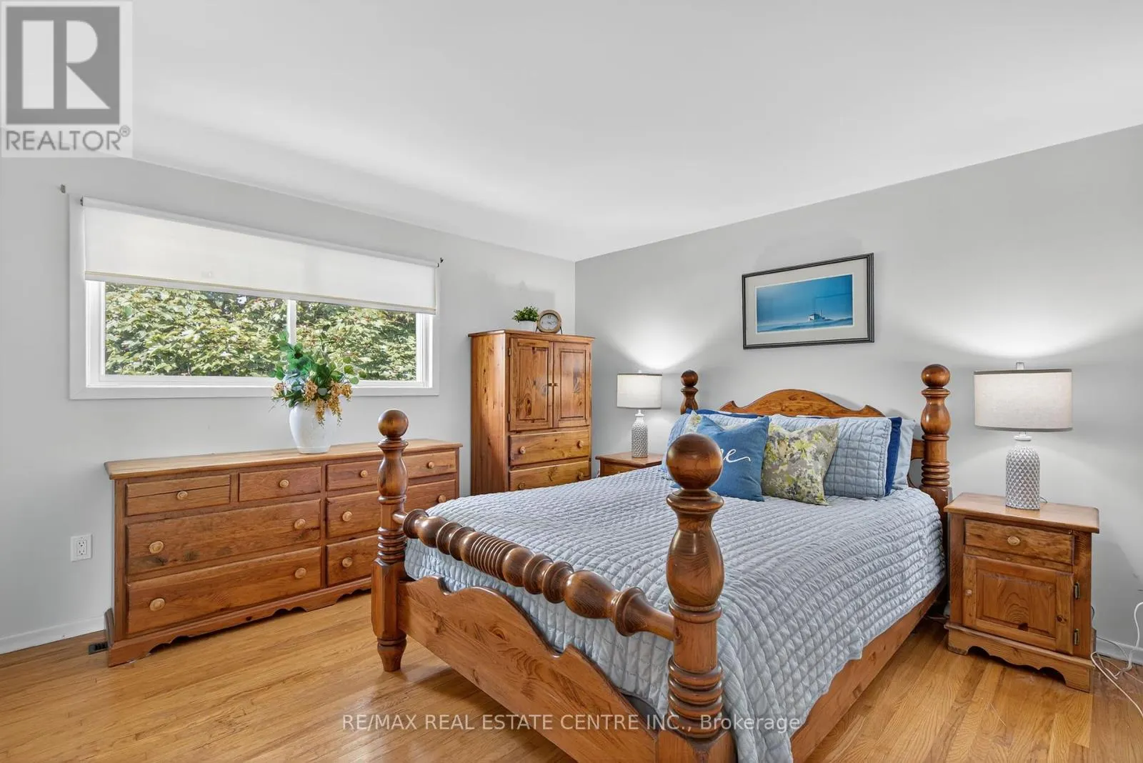 75 MAPLE CRESCENT