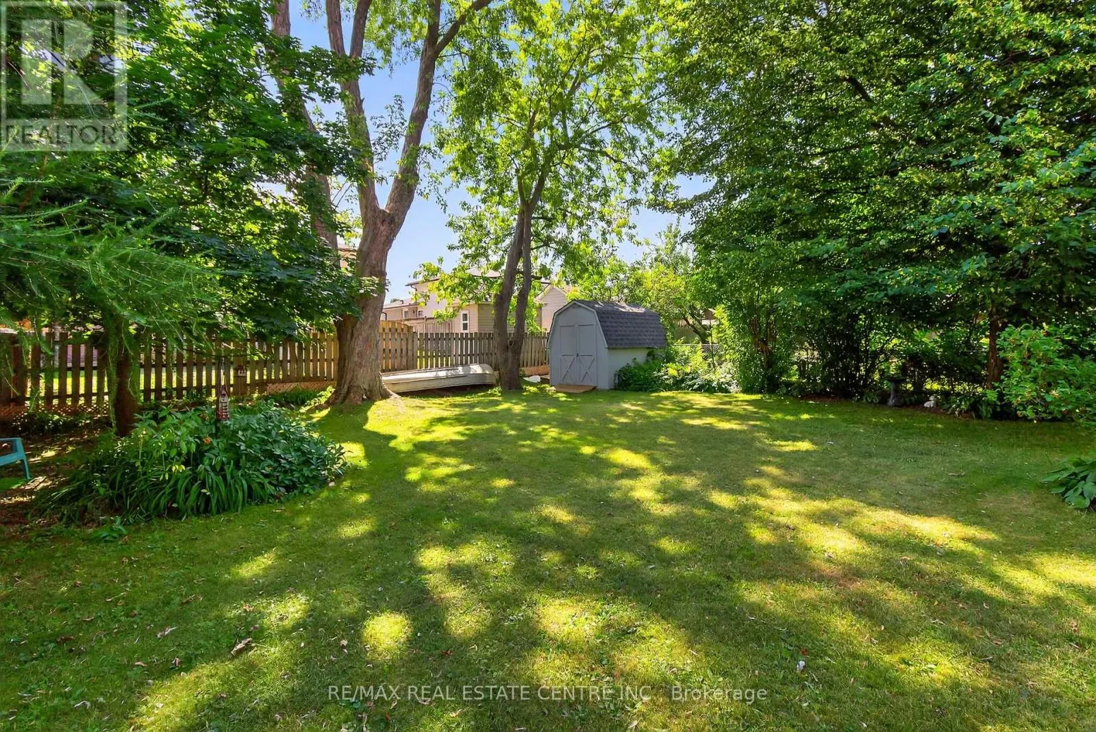75 MAPLE CRESCENT