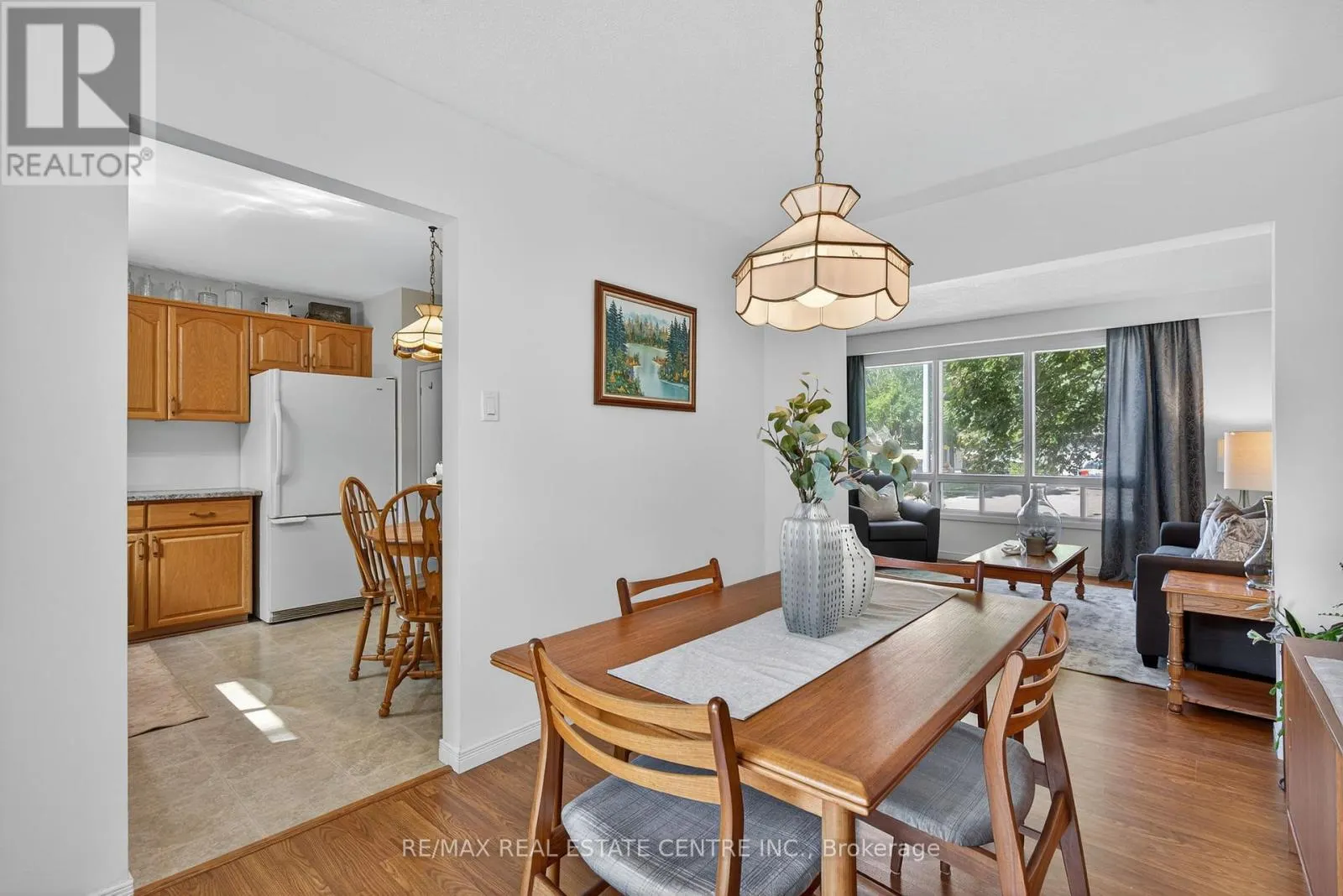 75 MAPLE CRESCENT