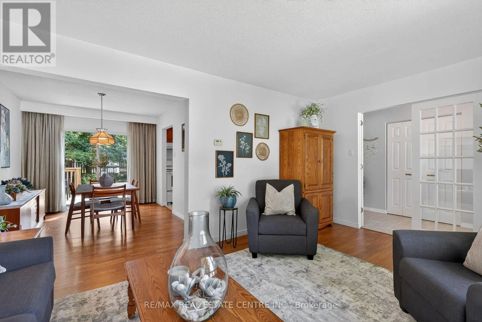 75 MAPLE CRESCENT
