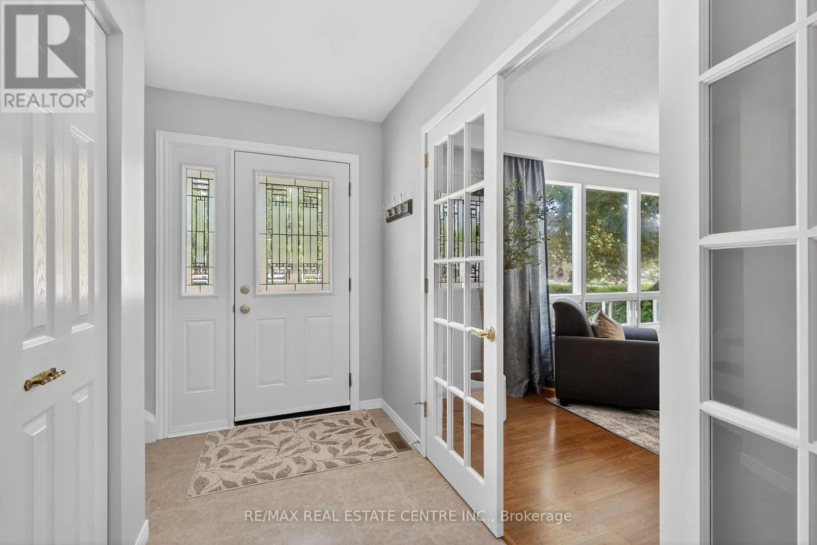 75 MAPLE CRESCENT