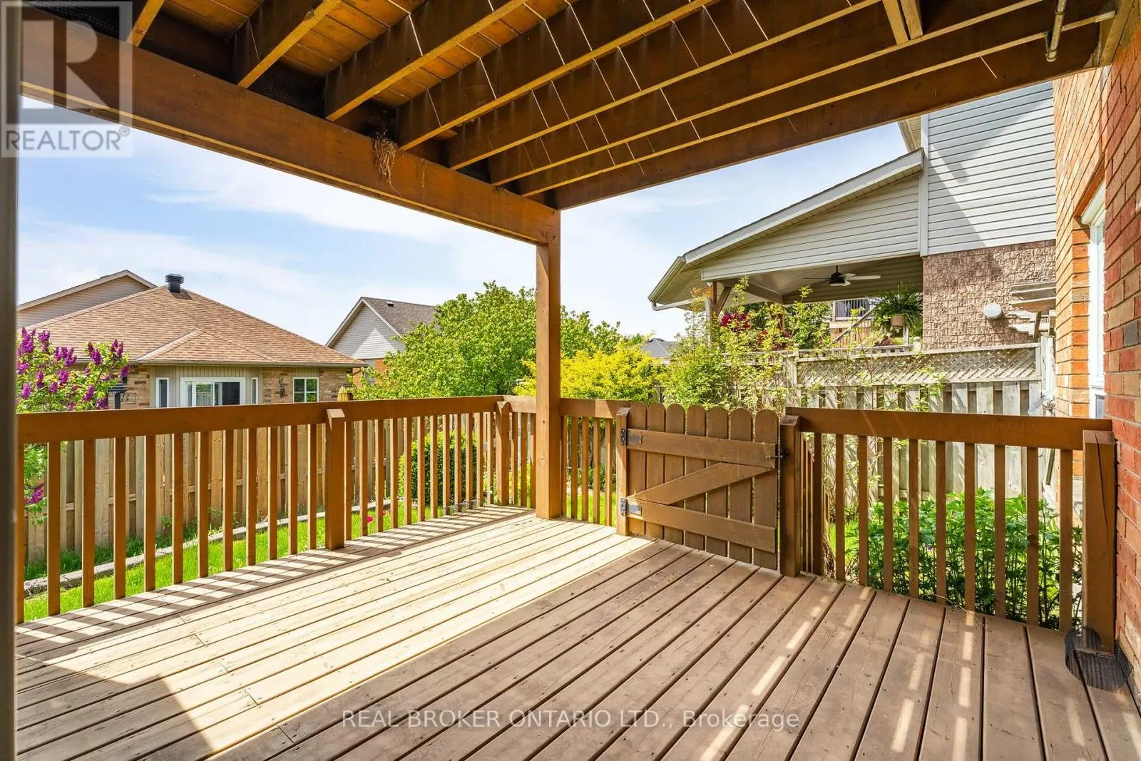 18 APPLETON DRIVE