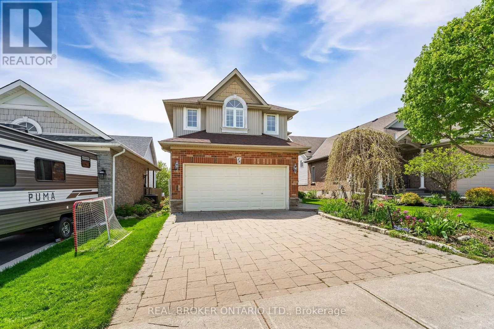 18 APPLETON DRIVE
