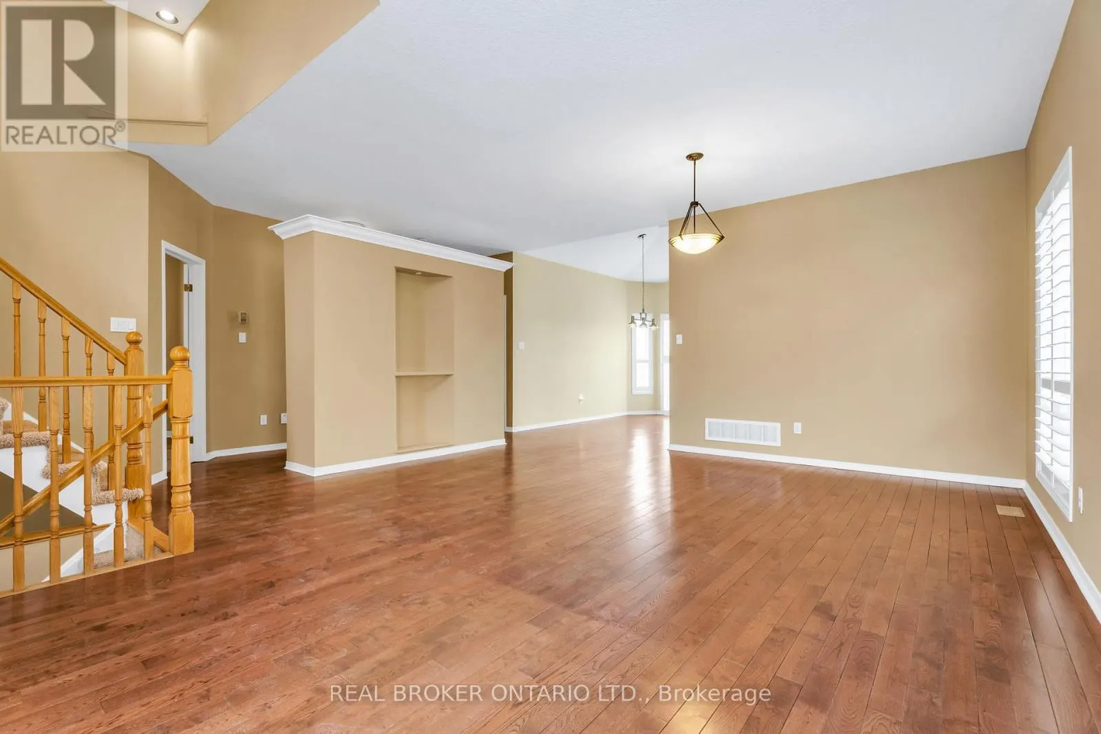 18 APPLETON DRIVE