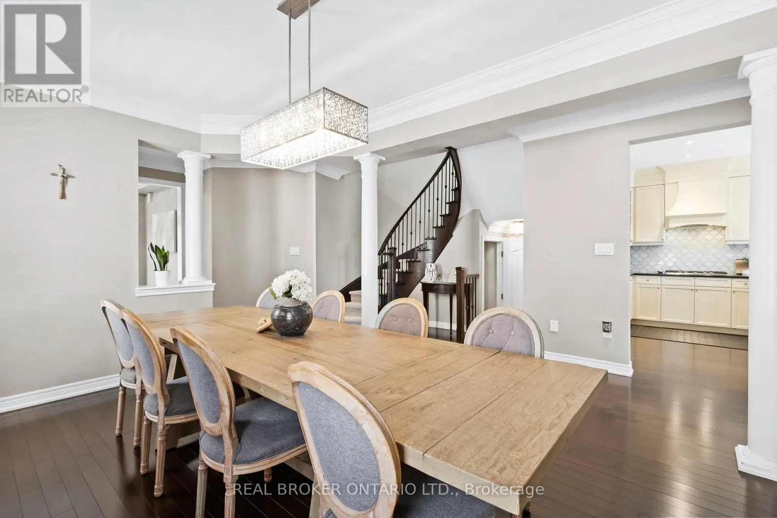 6 SILVER POND DRIVE