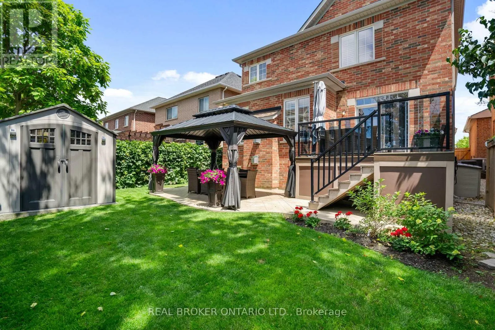 6 SILVER POND DRIVE