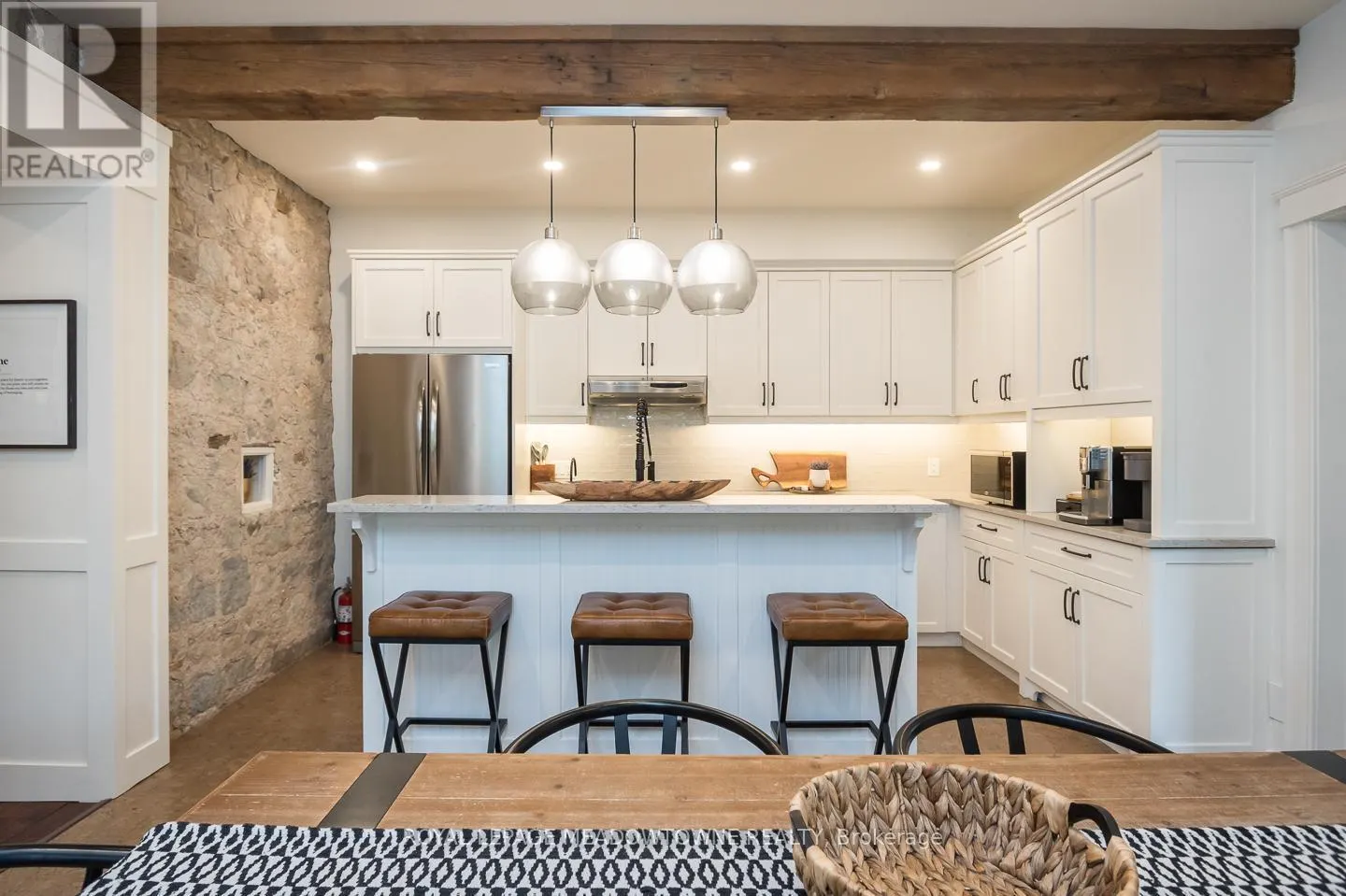 10761 GUELPH LINE