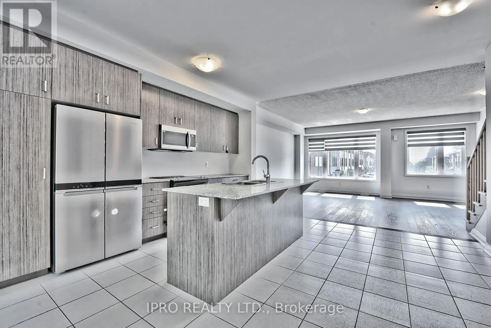 48 WINDTREE WAY