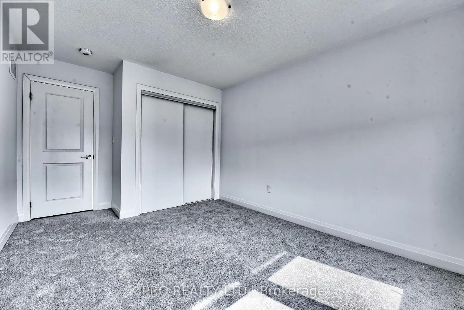 48 WINDTREE WAY