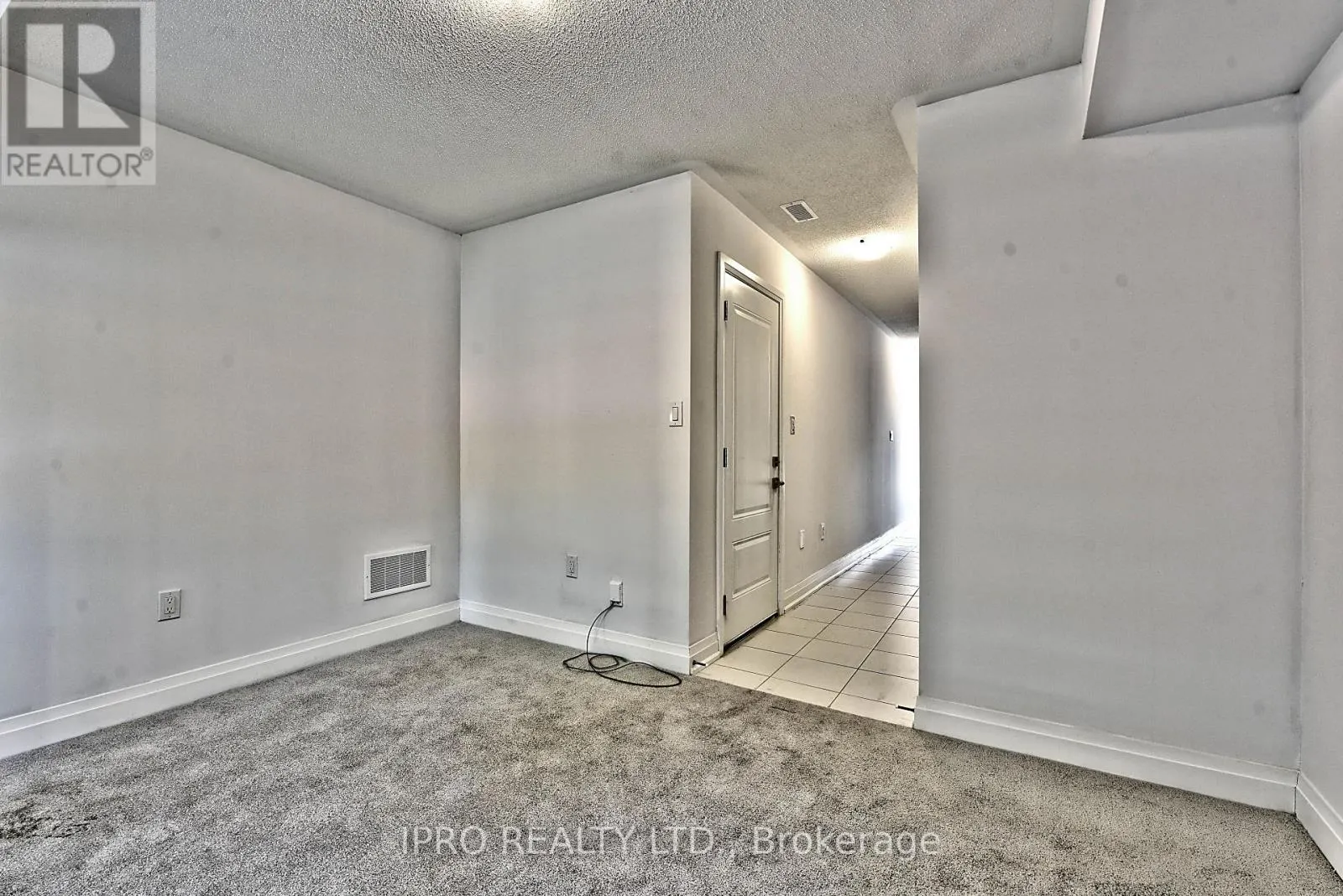 48 WINDTREE WAY