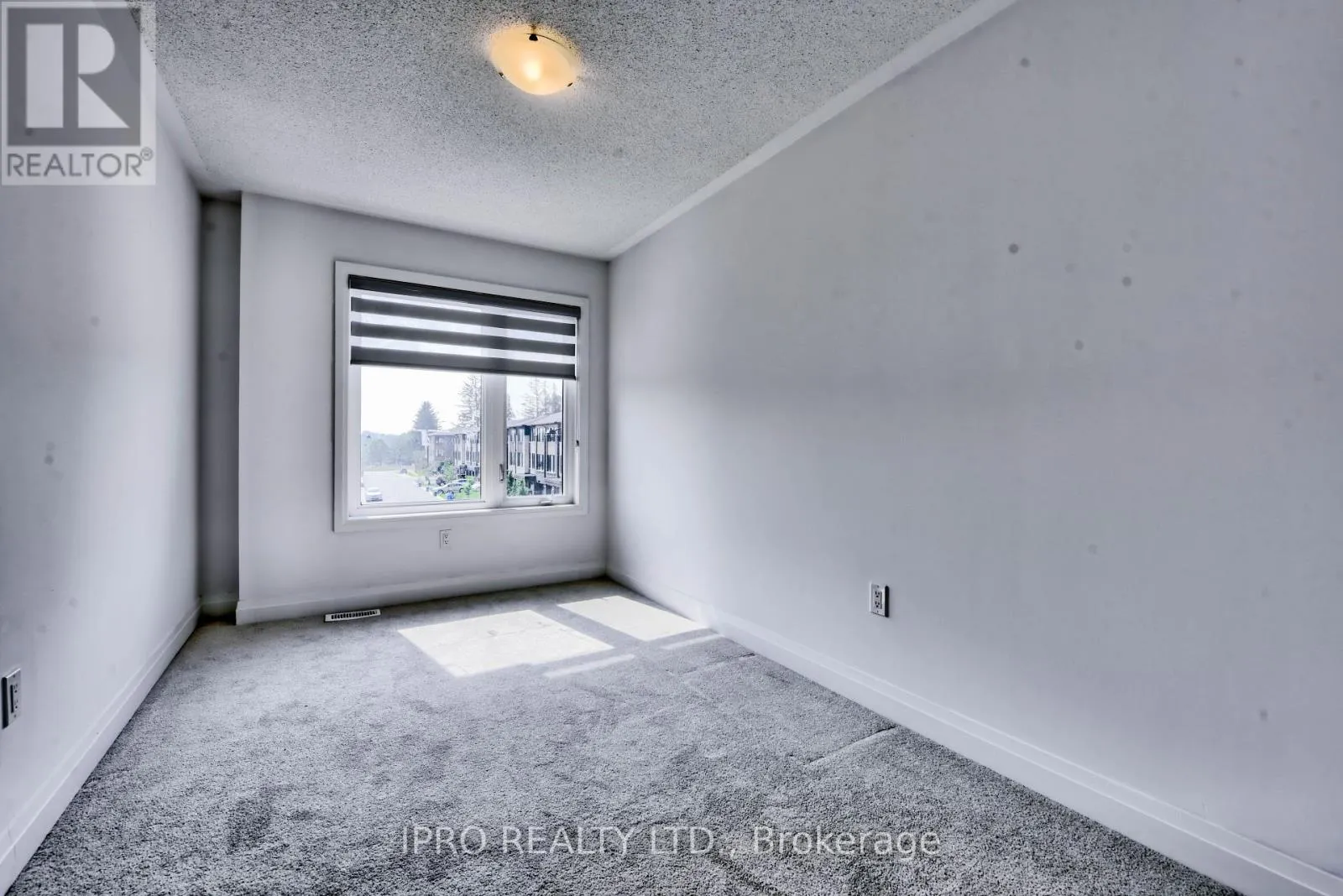 48 WINDTREE WAY