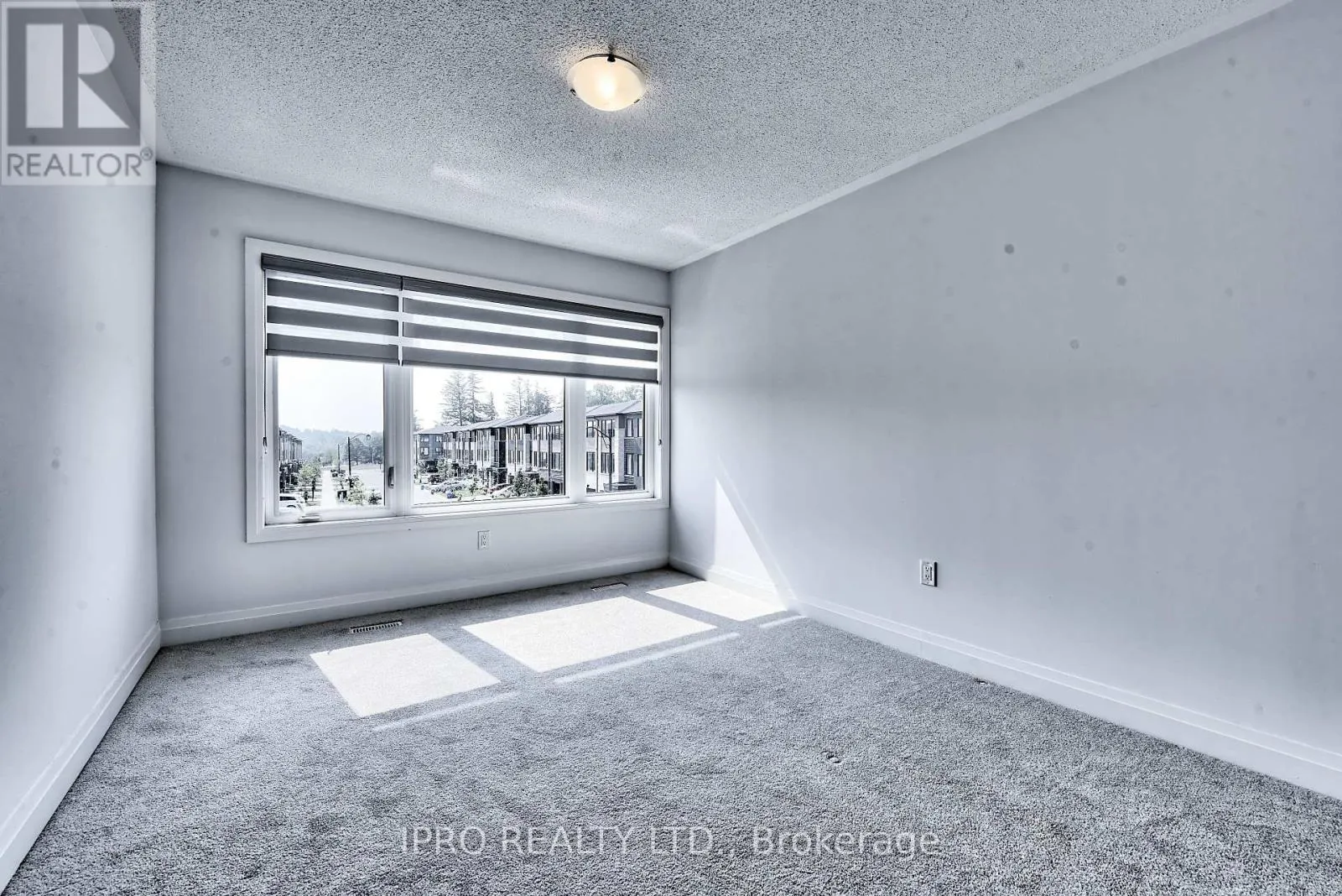 48 WINDTREE WAY