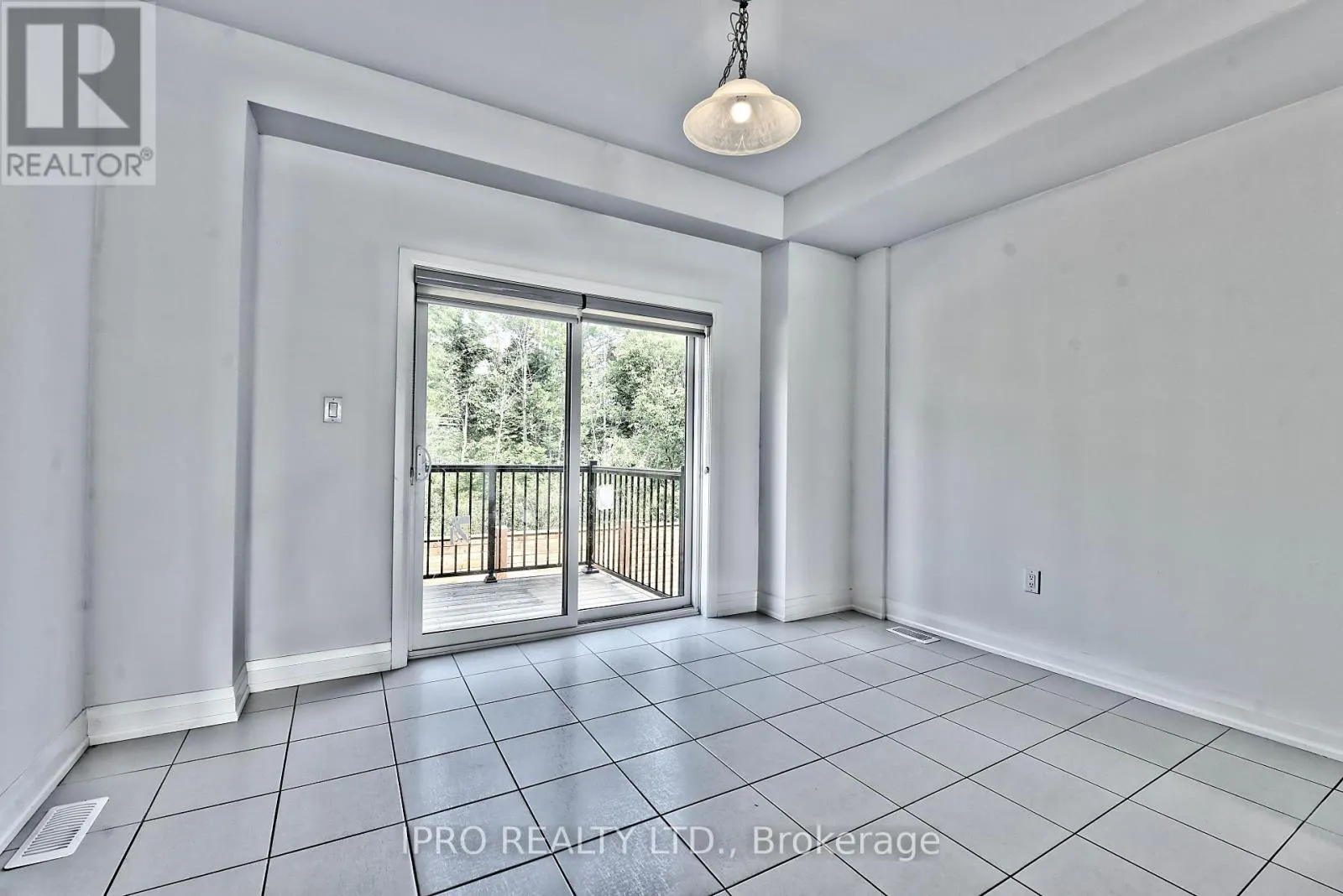 48 WINDTREE WAY