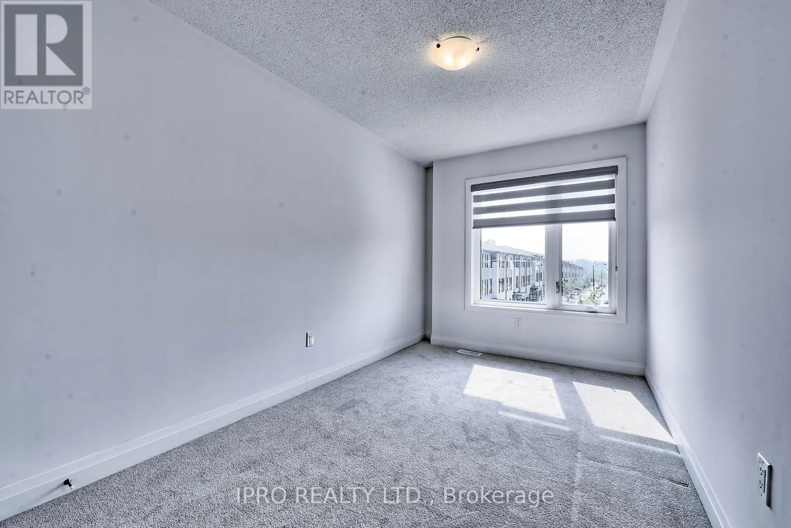 48 WINDTREE WAY