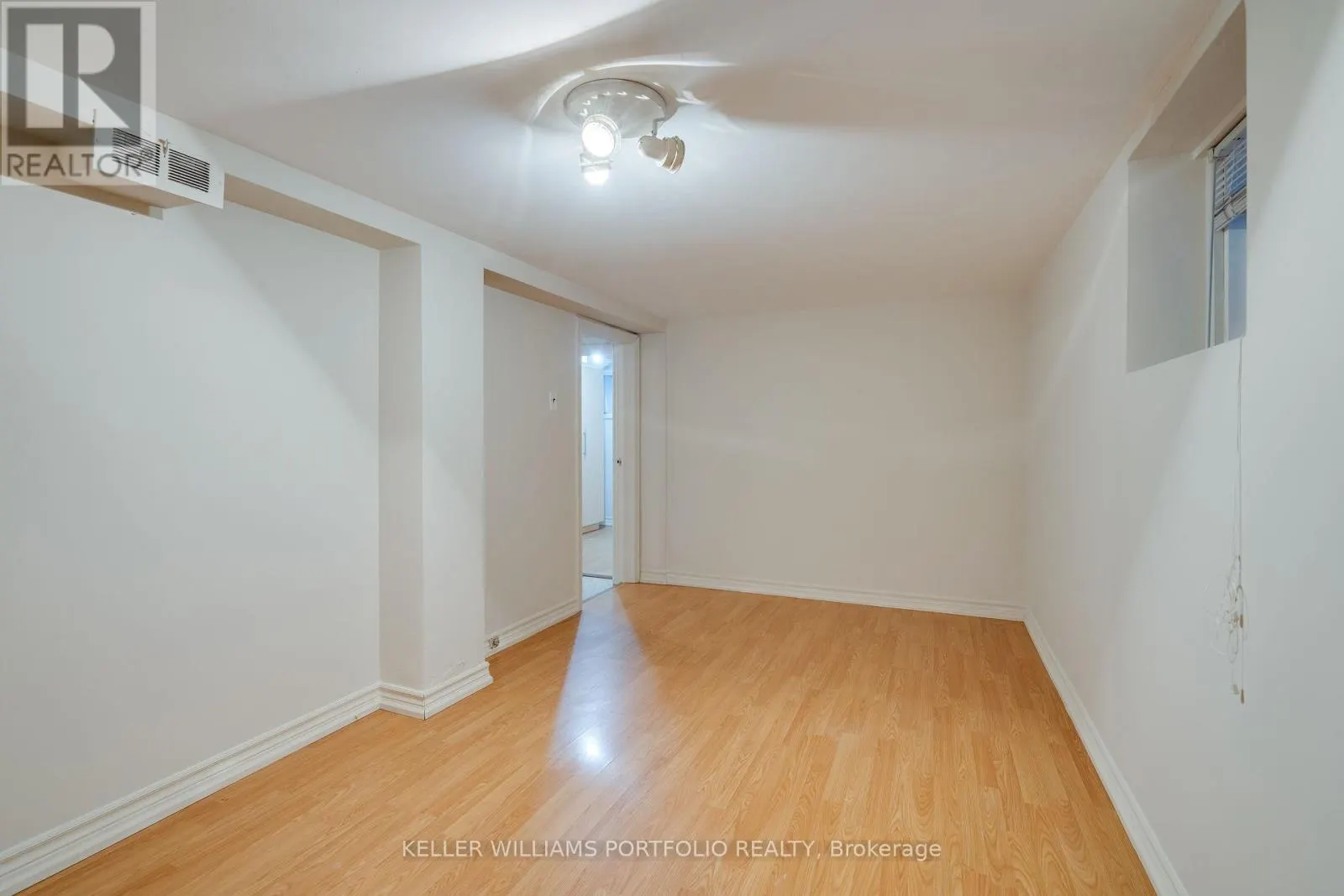 65 WESTHOLME AVENUE