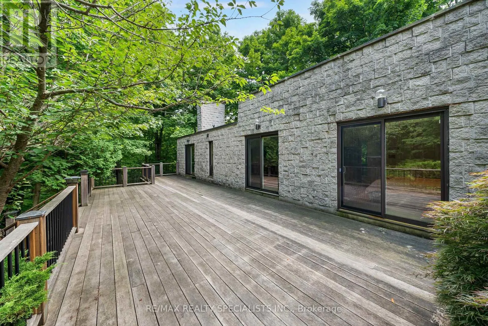 15139 ROCKSIDE ROAD