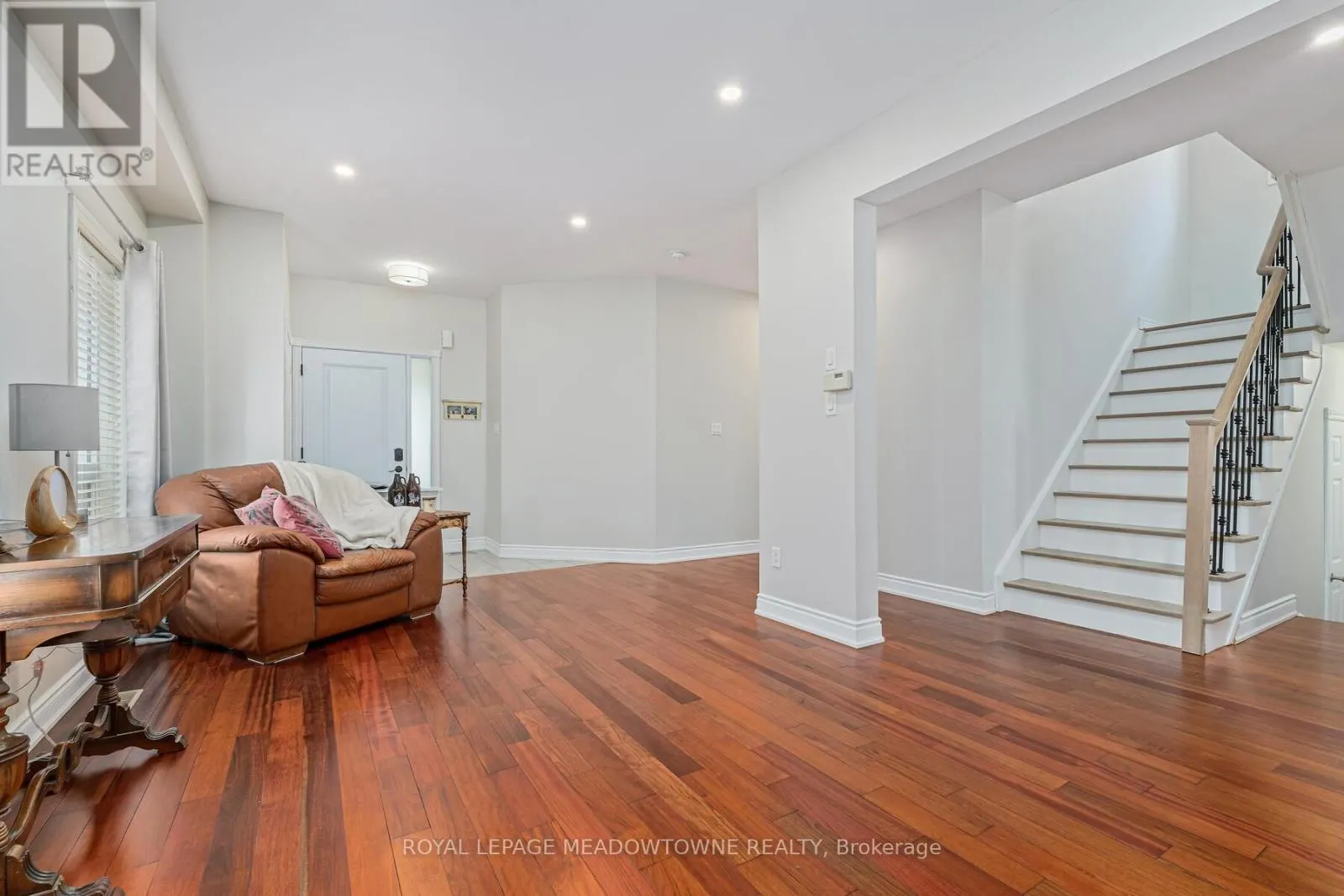 25 MILFOIL STREET