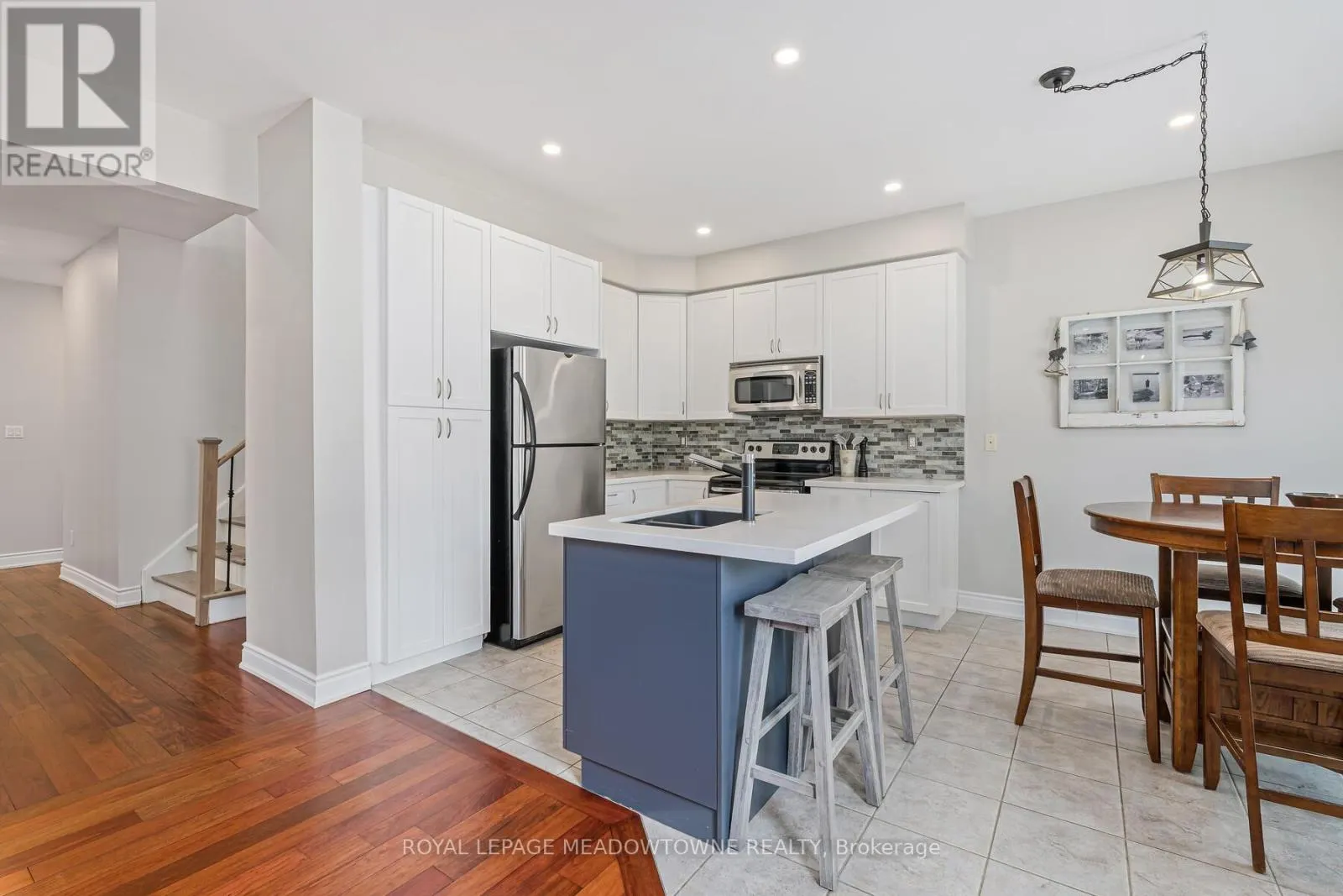 25 MILFOIL STREET