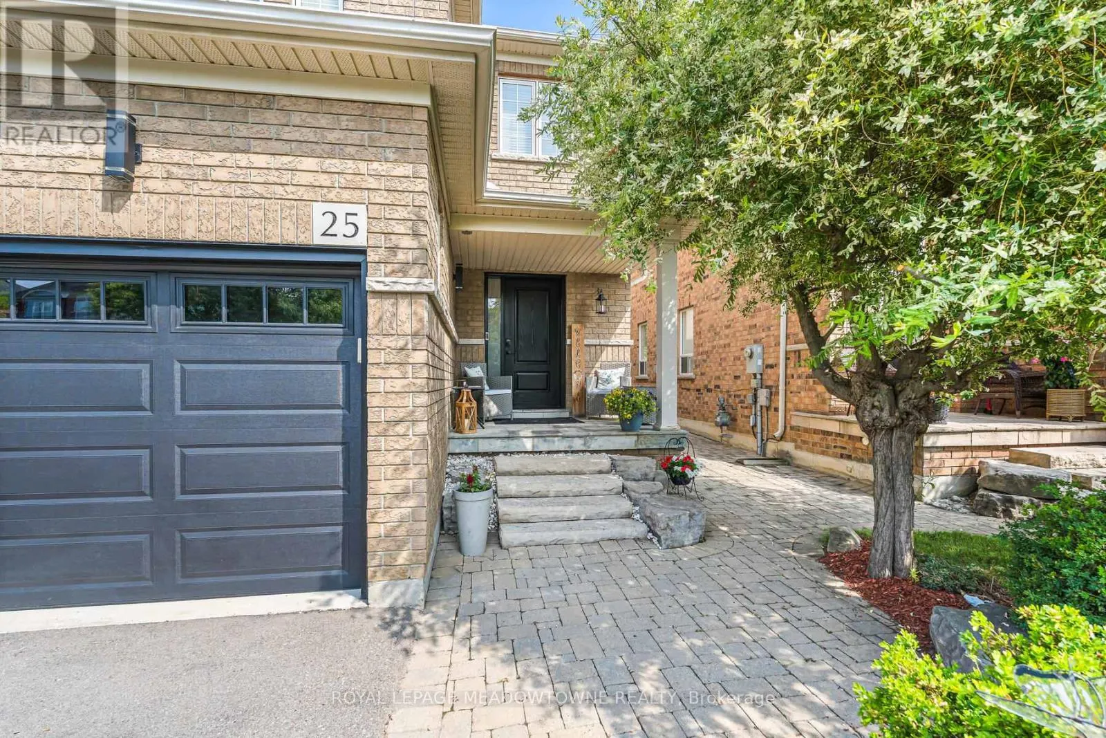 25 MILFOIL STREET