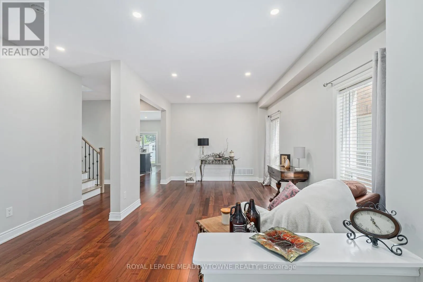 25 MILFOIL STREET