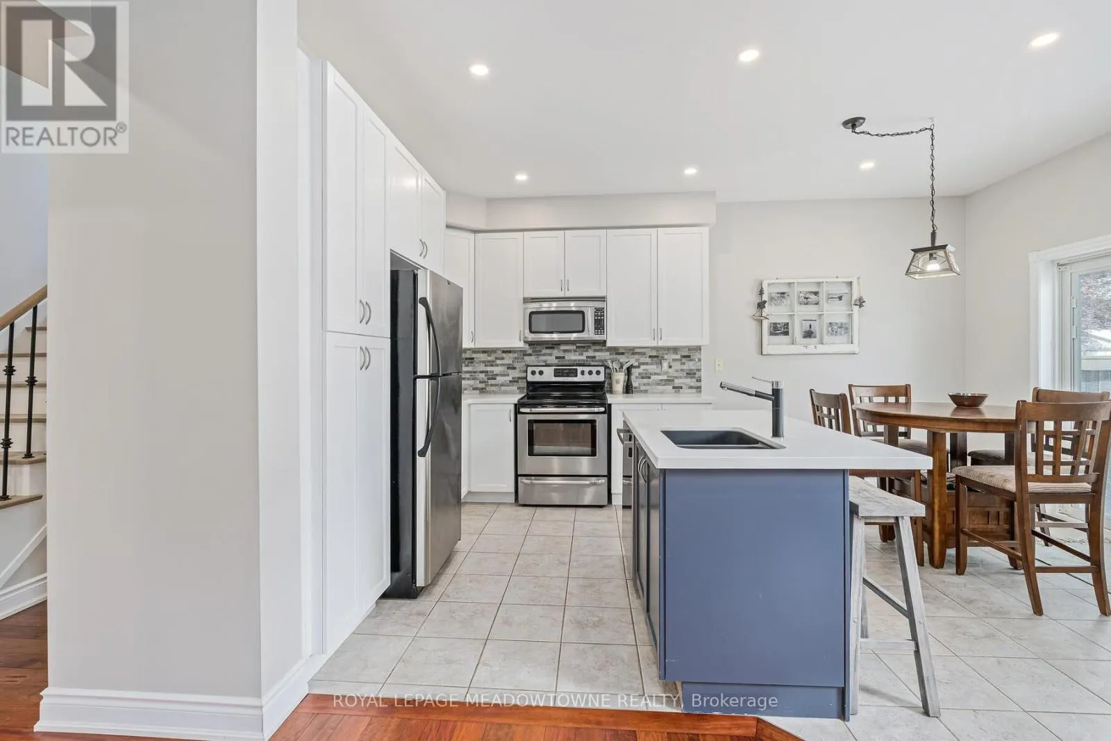 25 MILFOIL STREET
