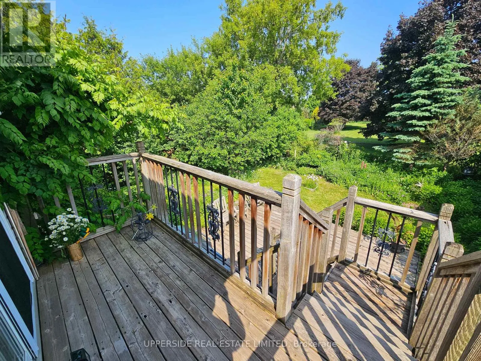 4 KINGSLEY ROAD S
