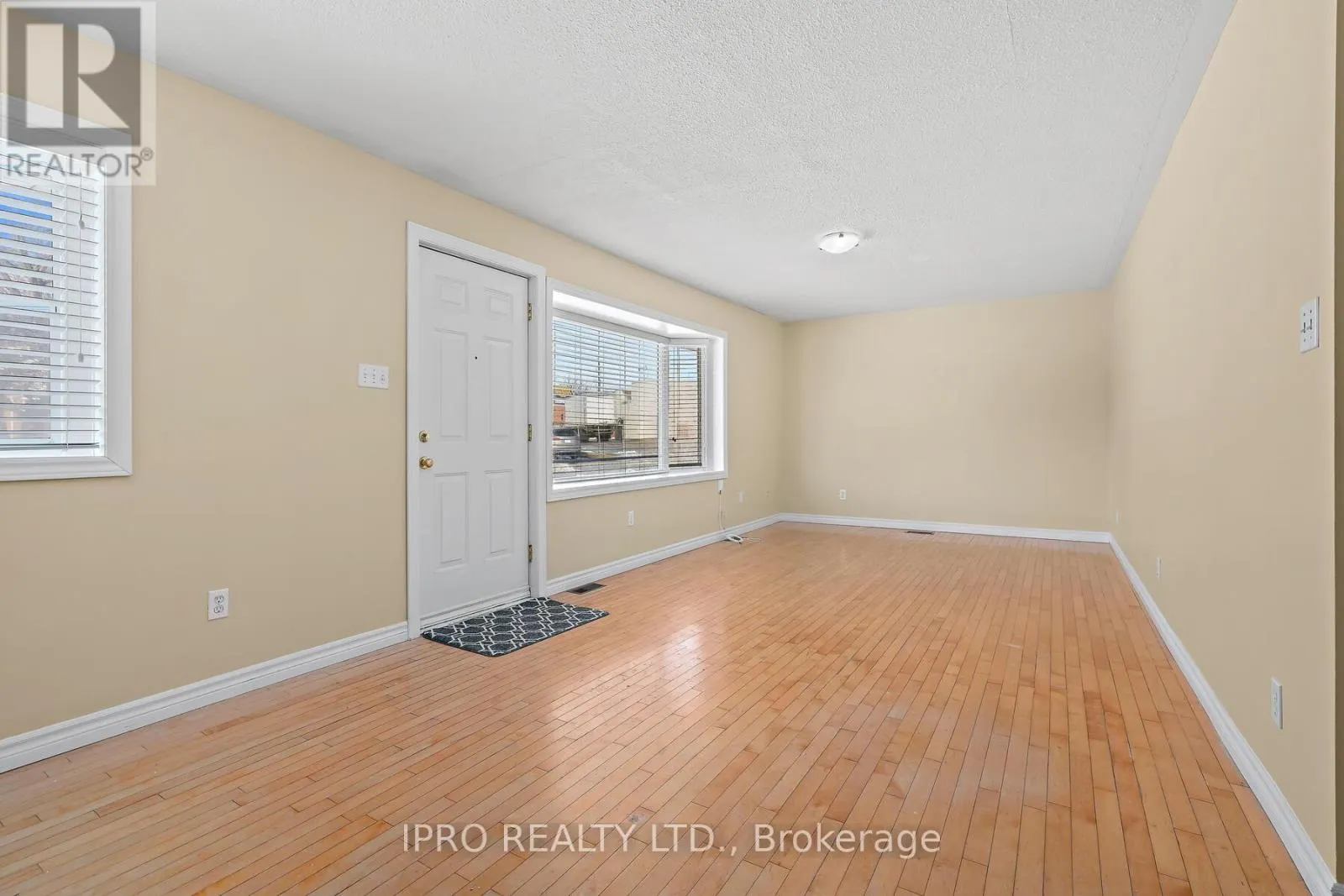 7 REXWAY DRIVE