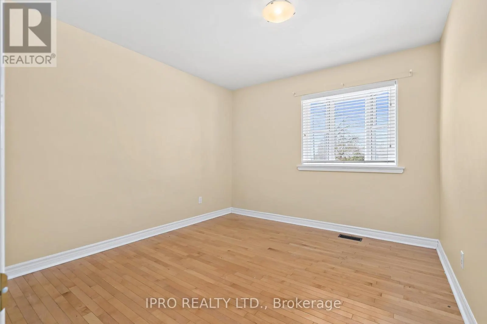 7 REXWAY DRIVE