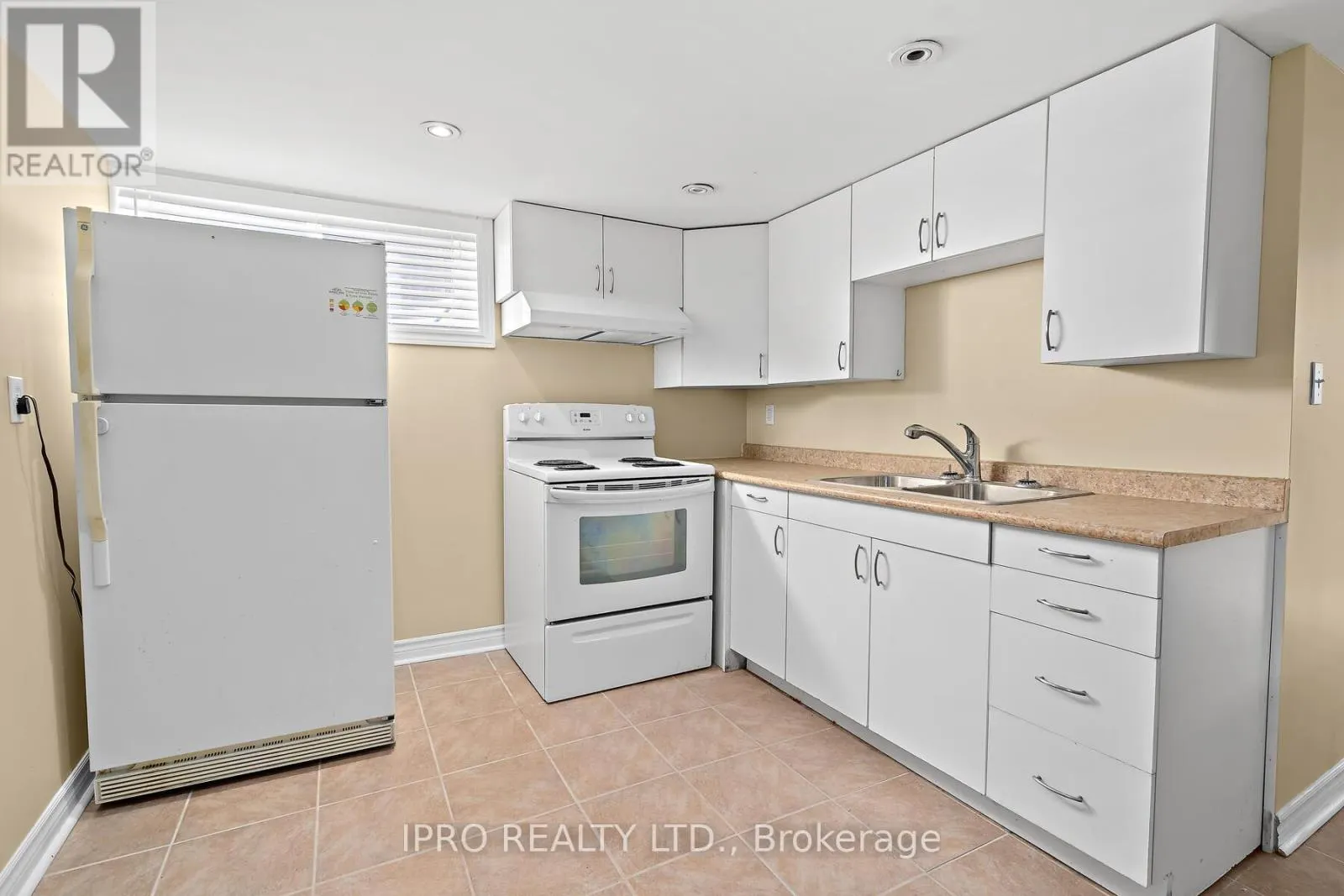 7 REXWAY DRIVE