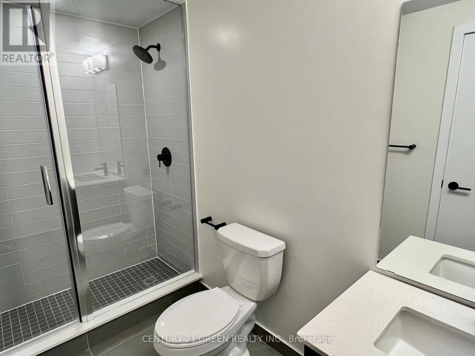 703 - 2300 ST. CLAIR AVENUE W